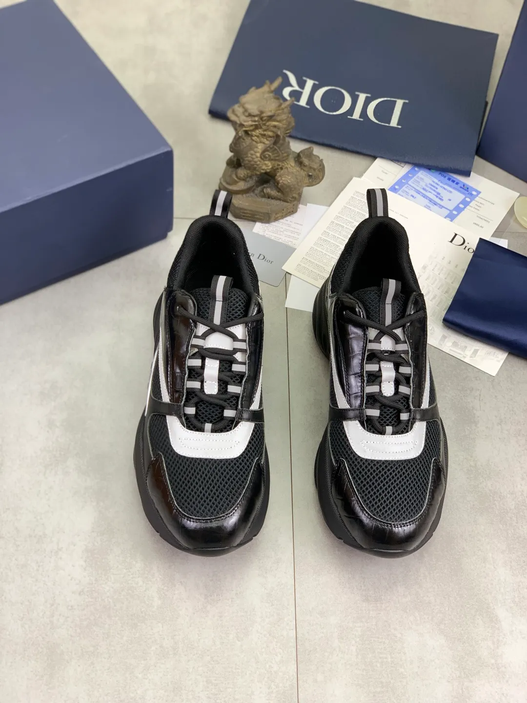 Men's shoes 💰P480 new style 💰new color high quality🔥🔥🔥, Dior [Dior] official website newly released 1:1 copy, the shoe body is made of imported original fine and breathable cloth and selected first-layer cowhide ➕original fine mesh lining insole, perfect shape and top quality 🙈rubber foam combination outsole is super light and wear-resistant👣, super hot style Code number: 38-45 (46 47 customized)